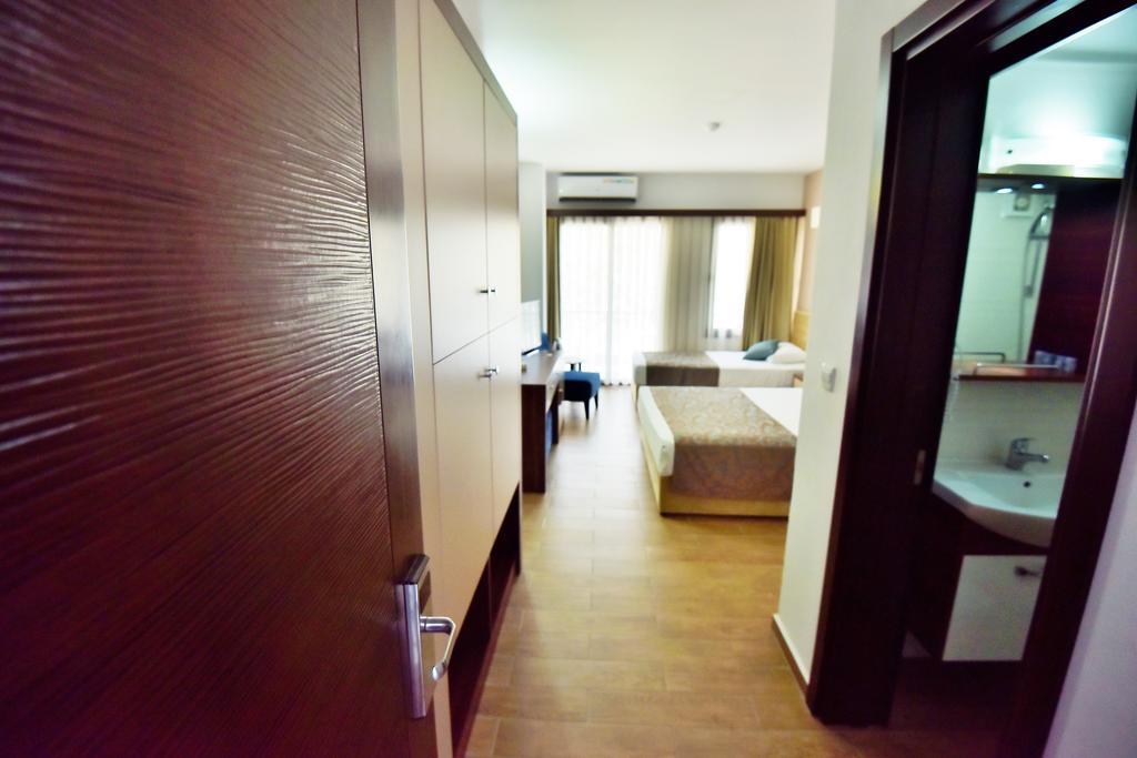 Club Simena Hotel Vasilia Exteriör bild
